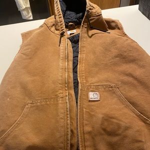 Hooded carhartt vest